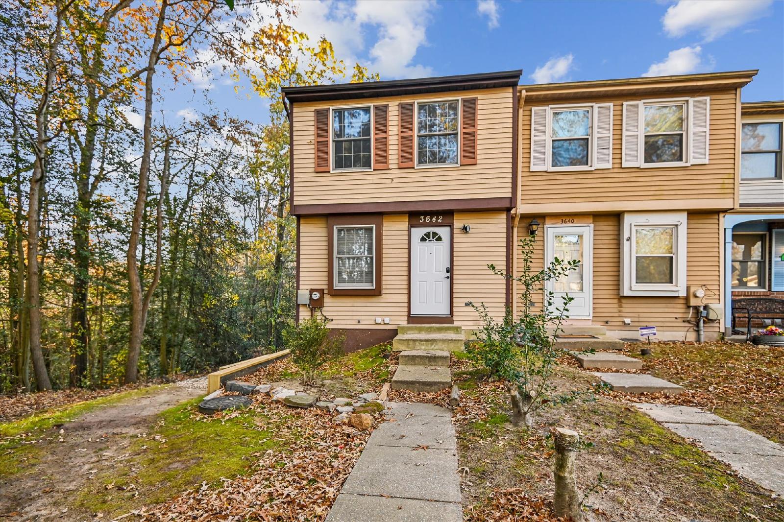 2 Bedroom, 1.5 Bathroom Townhome in Pasadena property image